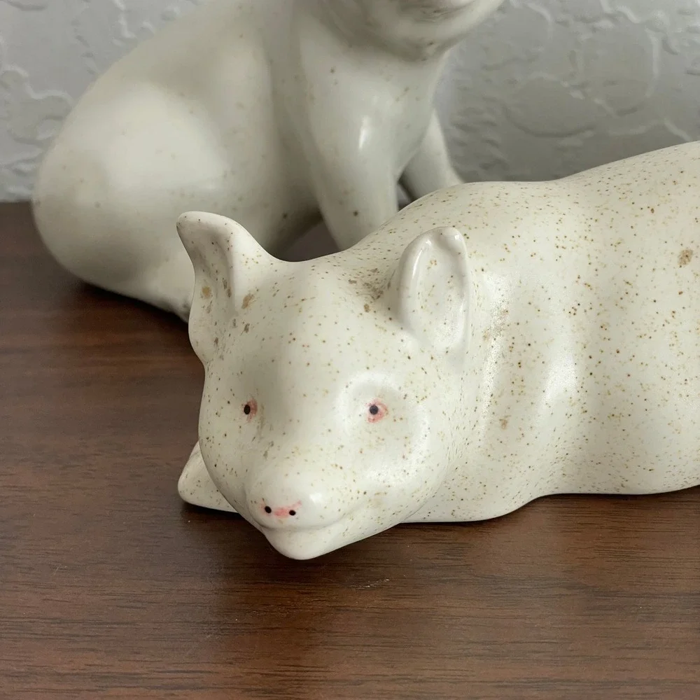 Vintage‎ Ceramic Albino Pigs Set Figurines Taiwan Farmhouse Cottagecore